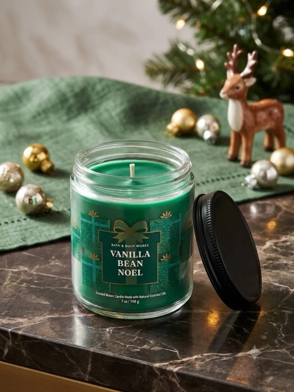 ๐ Bath & Body Works Vanilla Bean Noel Single-Wick Candle - Picture 1 of 2